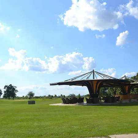 Klaudia's & Restaurant At Golf Resort, Samorin